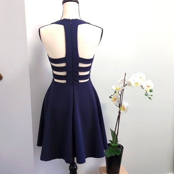 Lulu's Navy Blue Ribcage Style Back Mini Skater Dress - Size: S - Picture 6 of 12